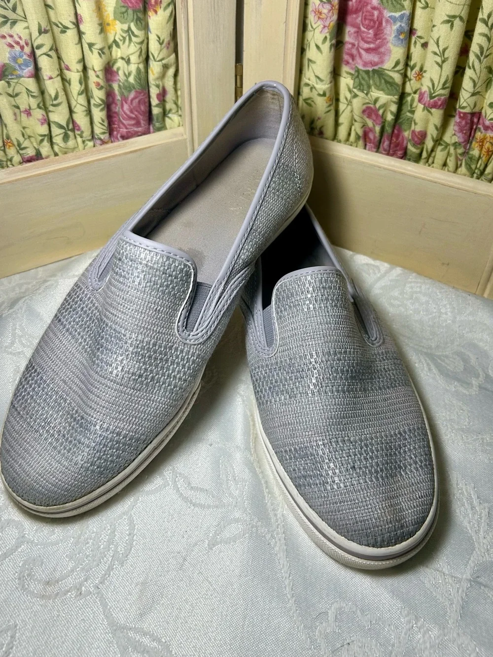Lauren Ralph Lauren Slip-On Casual Espadrille in Light Gray Size 9 B